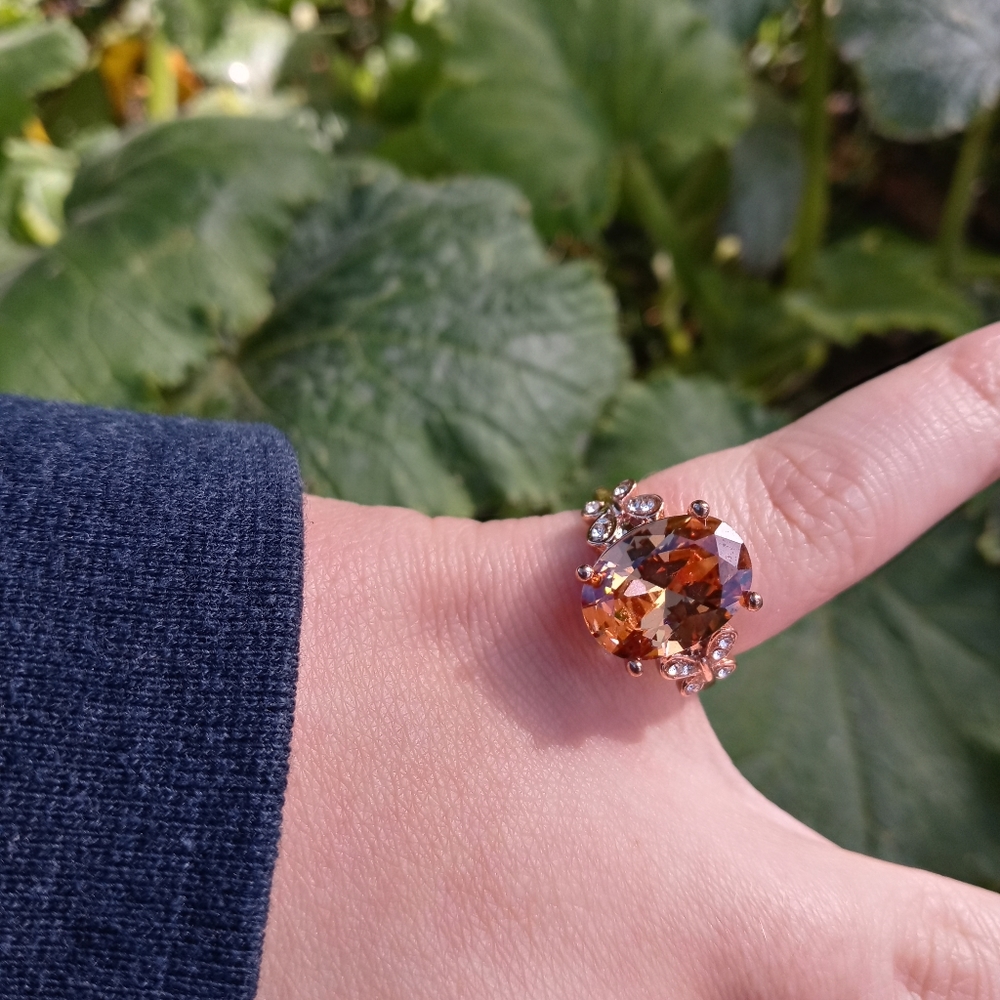 Ring - Picture 4 of 8